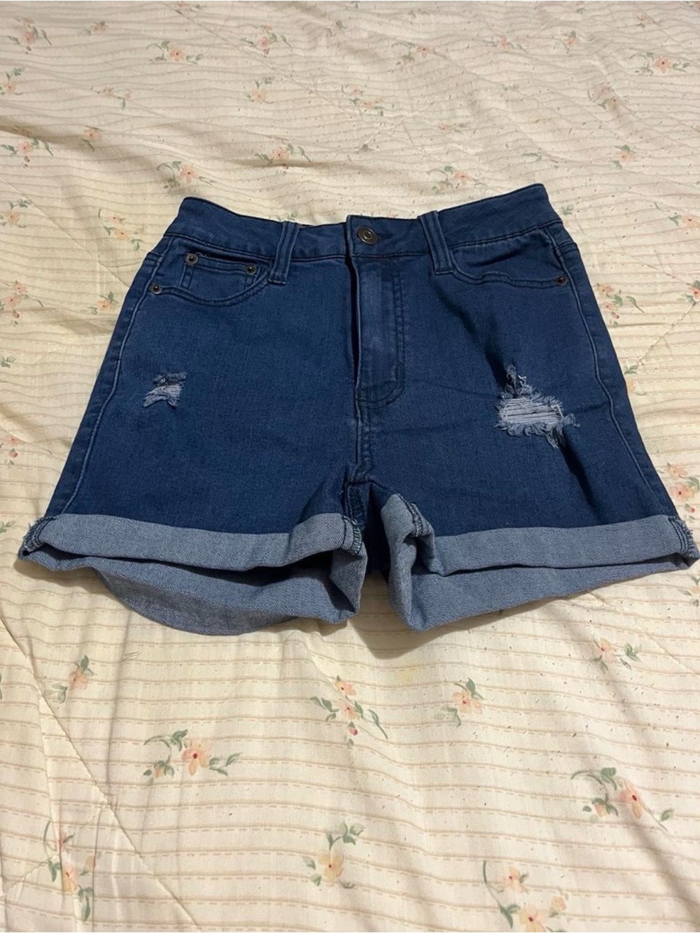 Fashion Nova Dark Blue Rolled Hem Denim Shorts Size 3